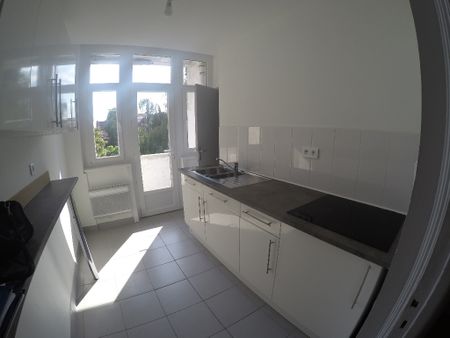 Location Appartement 3 pièces 55m² LA MADELEINE 59110 - Photo 4