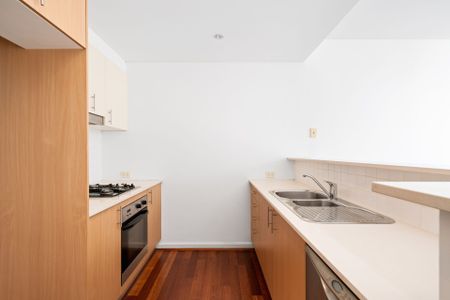 Fabulous Modern One Bedroom Apartment with Balcony and Parking - Photo 2