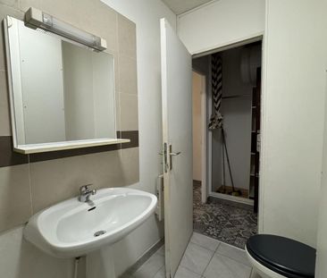 Location Appartement 2 pièces 32m² MARSEILLE 10ème - Photo 6