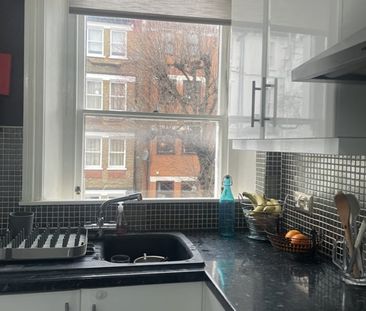 1 Bed Flat, London, W3 - Photo 6