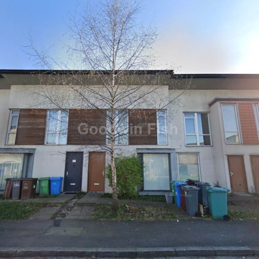 Bell Crescent, Manchester - Photo 2