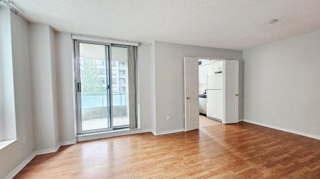 For Lease - 28 Pemberton Avenue Unit# 500, Toronto, Ontario - Photo 3