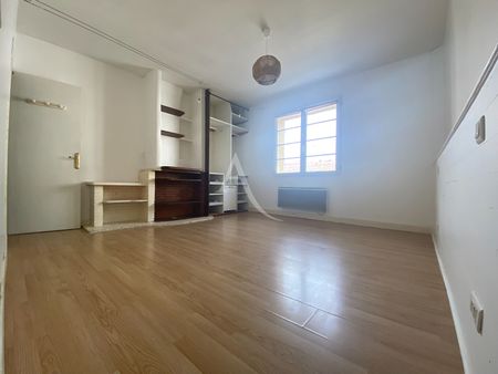 Location Appartement 2 pièces 62m² - Photo 3