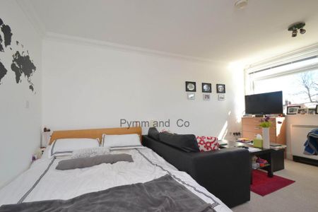 Studio to rent - Photo 3