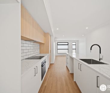 New North-Facing Townhouse - Photo 2