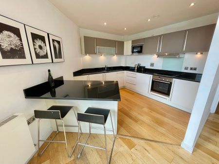 Watermans Place, Granary Wharf - Photo 3