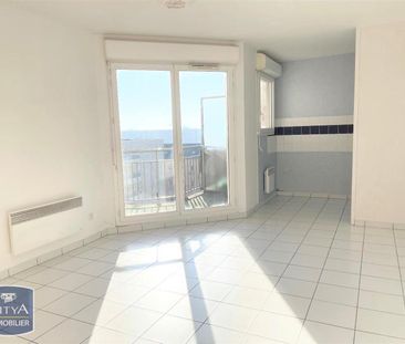 Location Appartement 2 pièces 45m² LE HAVRE 76600 - Photo 2