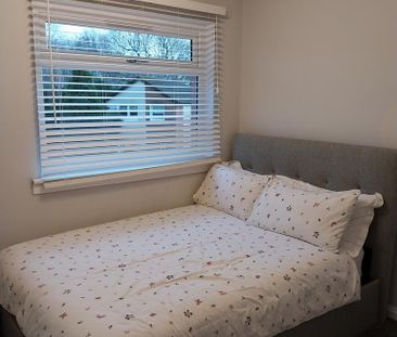 2 bedroom semi-detached house to rent - Photo 6