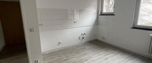 mit etwas Rheinblick- Rheinvillenstr. 11 \ 1. Obergeschoss \ Obj. links - Foto 1