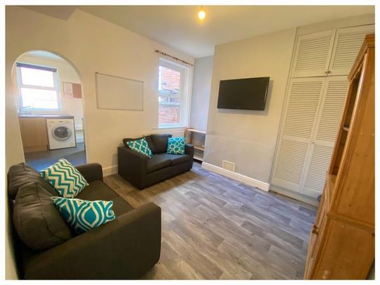 47 Charlotte Road, Highfield, Sheffield, S1 4TJ - Photo 1