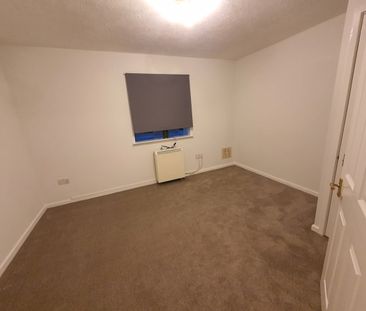 1 Bed Flat, Briarswood, SO16 - Photo 4