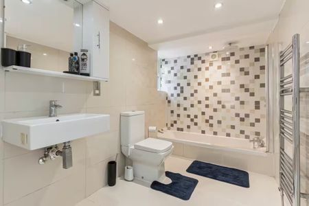 2 Bed Semi-Detached House, Drewstead Road, SW16 - Photo 5