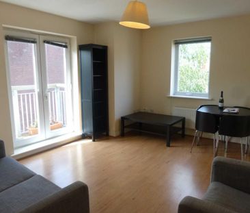 2 bedroom flat to rent - Photo 3