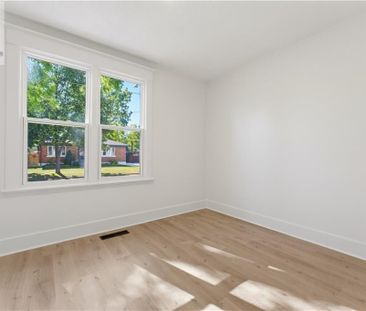11 CHARLES Street Unit# 1, Brantford, Ontario, N3T1A9 - Photo 1