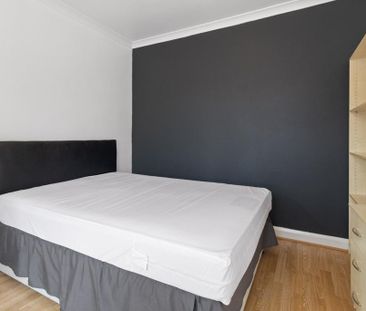 8 bedroom semi-detached house to rent - Photo 6