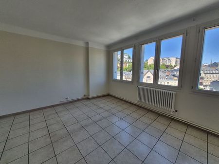 Superbe T3 proche centre ville + garage - Photo 2