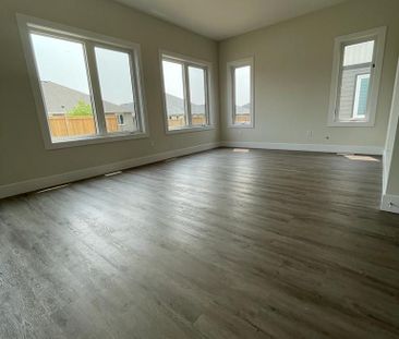 For Lease - 49 Acorn Trail, St. Thomas, Ontario - Photo 4