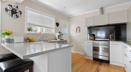 Beautiful Villa in Hauraki! Move in before Chr... - Photo 4