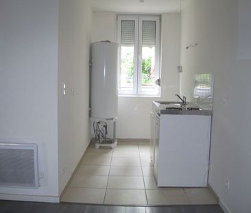 A LOUER APPARTEMENT DEUX CHAMBRES PROCHE CENTRE VILLE DE ST QUENTIN... - Photo 3