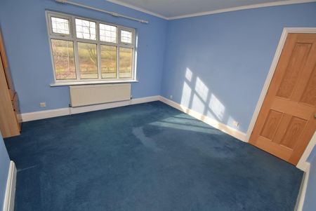 Doncaster Road, Crofton, Wakefield - Photo 5