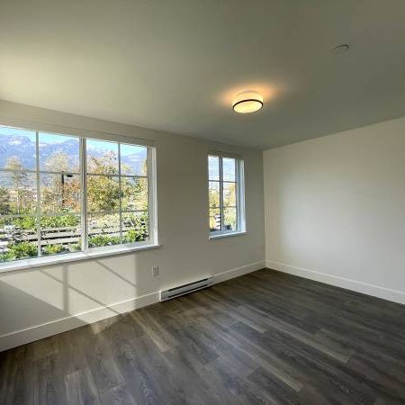 BRAND NEW - 3 bedroom + Den, 3.5 Bath - Sea & Sky (ID 402) - Photo 4