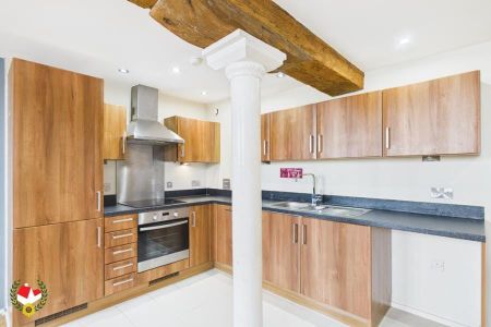 Lock Warehouse, The Docks, Gloucester - Photo 3