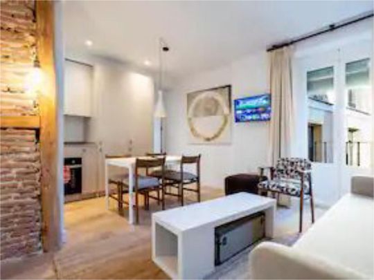 Piso de alquiler en Plaza de San Nicolás, 4, Palacio - Photo 1