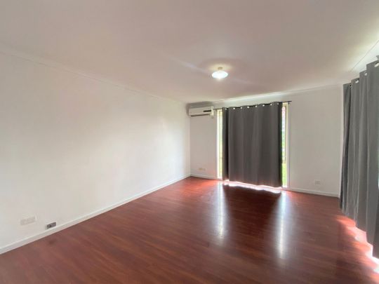 SPACIOUS 3 BEDROOM HOME! - Photo 1