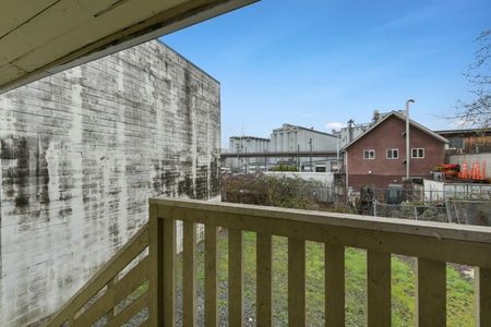 Lovely 2 Bedroom Family Home at Hastings District For Rent - Photo 5