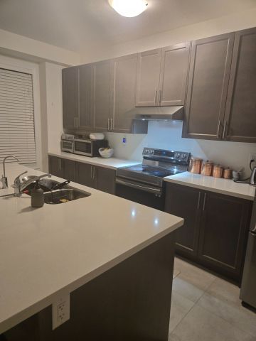 For Lease - 36 Bavenden Crescent, Brampton, Ontario - Photo 2