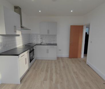 2 bedroom maisonette to rent - Photo 4