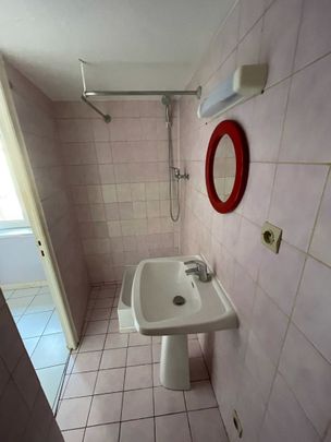 Studio situé Place Flore, quartier Chaprais à Besançon - Photo 1