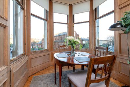 A lovely first floor corner aspect two bedroom apartment, available on a furnished basis, located moments from Stockbridge. - Photo 2