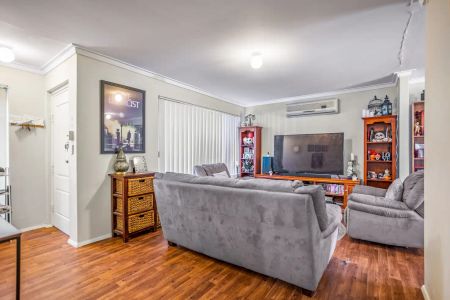 “Your Cozy Home!” - Photo 4