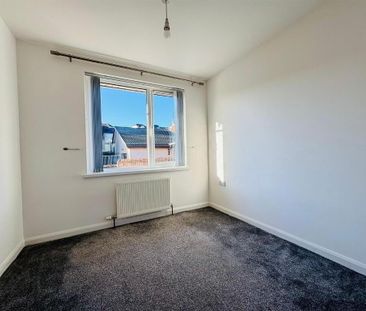 488b Doagh Road, Newtownabbey, BT36 6UF - Photo 3