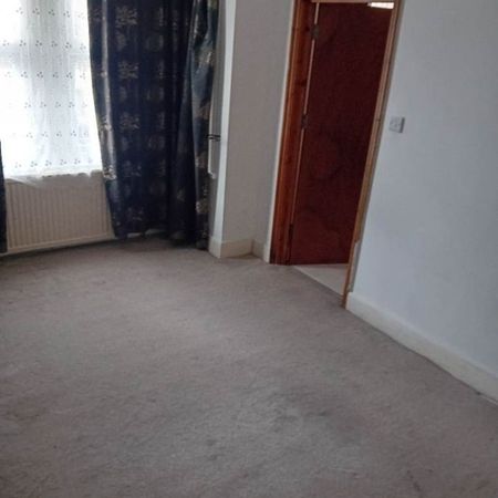 Room in a Shared House, Hampton Road, IG1 - Photo 4