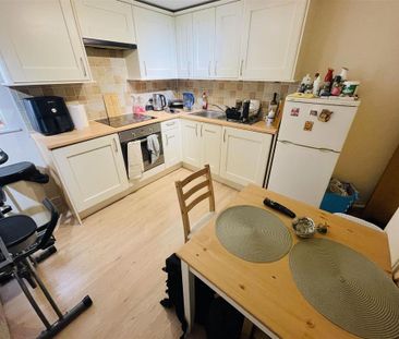 1 bedroom ground floor flat to rent - Photo 5