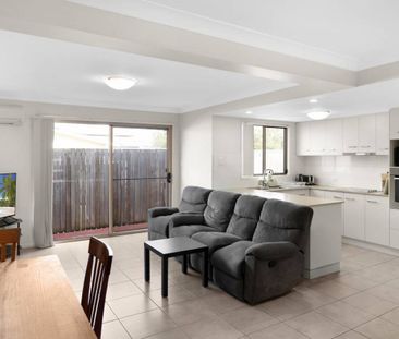 Modern Low-Maintenance Living Just Minutes from Toowoomba CBD - Photo 1