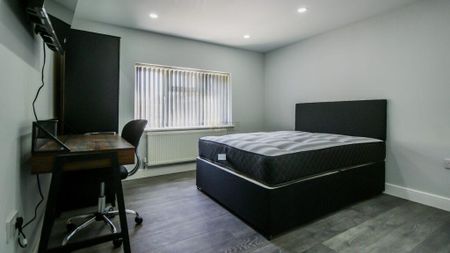 2 bedroom flat to rent - Photo 4