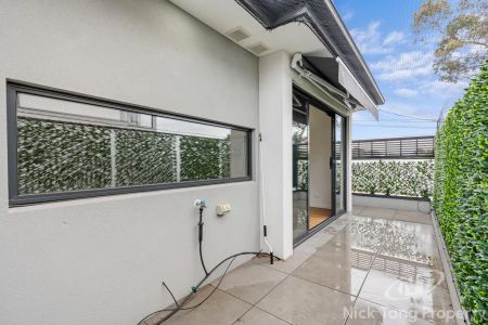 “Convenient And Modern Comfort Near Northland” - Photo 2