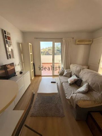 Alquiler de piso en Calle Jabea - Photo 2