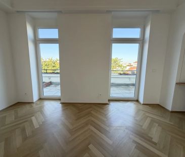 Architektenwohnung mit Blick aufs Rathaus I außergewöhnlicher Altbau mit Terrasse - Photo 1
