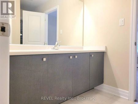 9275 WHITE OAK AVENUE - Photo 2