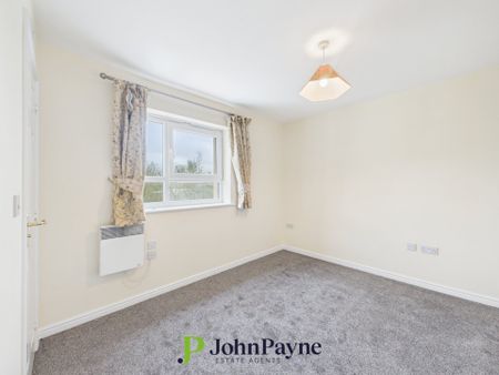 Philmont Court, Banner Brook, Tile Hill, Coventry, CV4 9BF - Photo 2