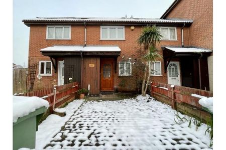 2 bedroom terraced house - Photo 3