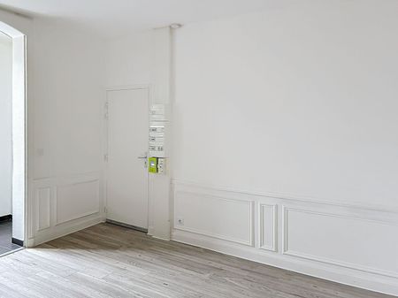 Appartement à louer - REIMS- - Photo 3