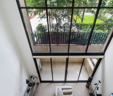 Modern two Story Apartment in the heart of Meadowbank - Photo 5