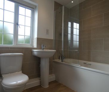 4 bedroom detached house to rent - Photo 1