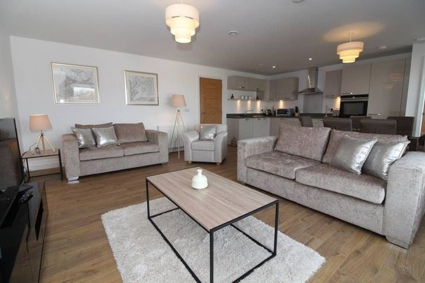 2 Bed Flat, Dalgety Road, EH7 - Photo 1