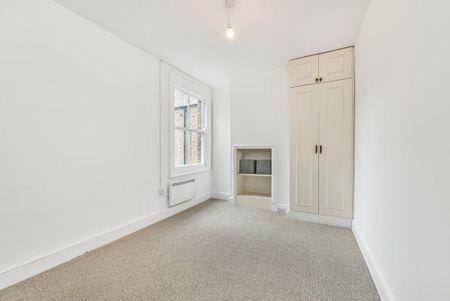 Clyston Street, Clapham SW8 - Photo 2